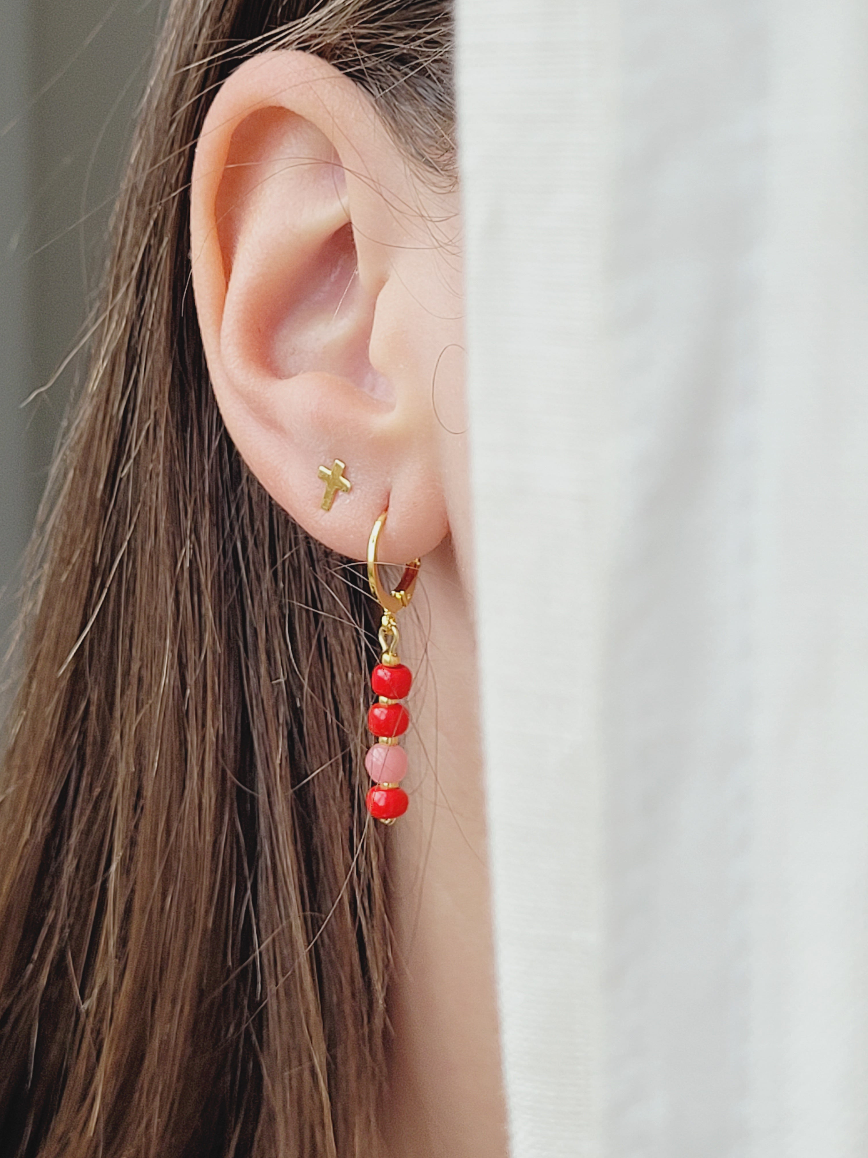 Oorringen huggie | goud en zilver | Lieke