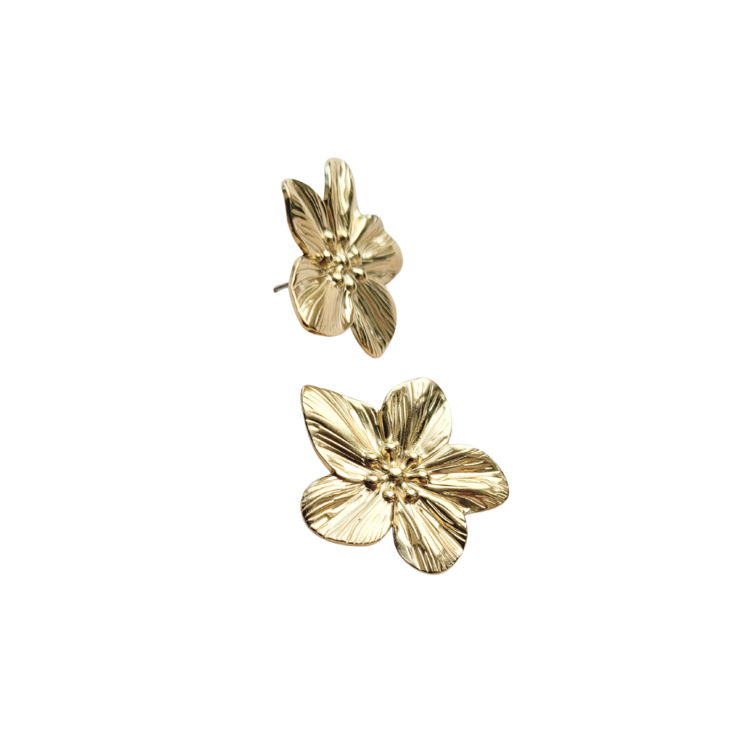 Bloem oorbellen Tess | Goud