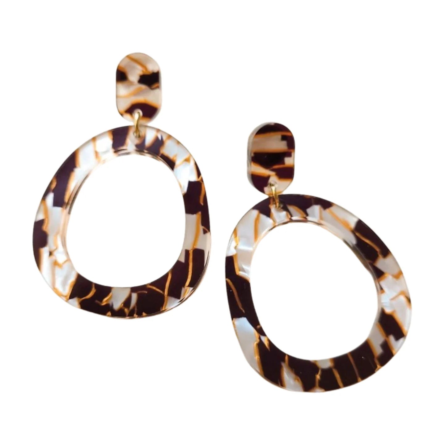 Organische statement oorbellen Willy zwart marble – handgemaakte lichtgewicht oorbellen met marmer effect in meerdere kleuren