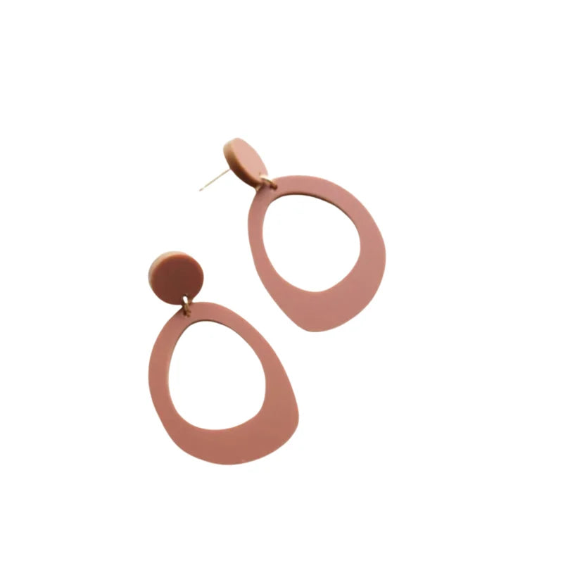terra statement oorbellen arwen, mat, lichtgewicht, uniek en handgemaakt voor dames