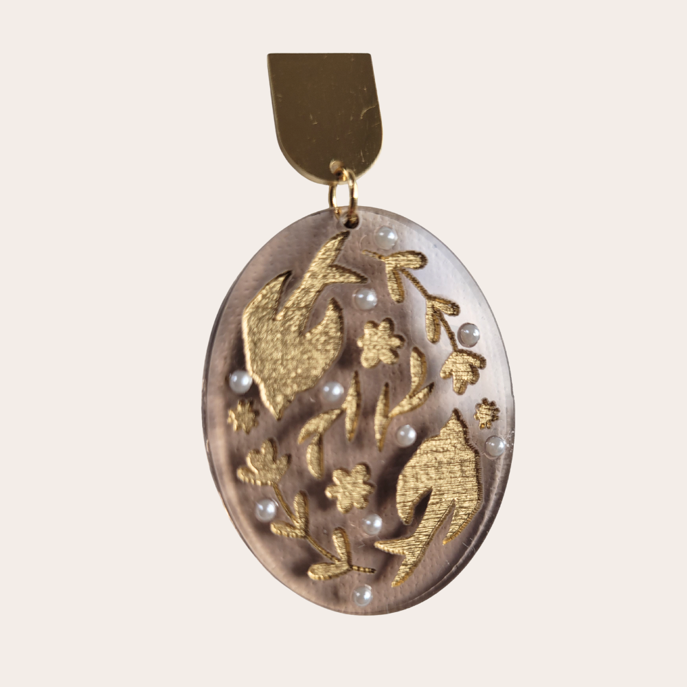 Lichte statement oorbellen Swallow – grote ovalen bedels | ALLEEN IN GOUD