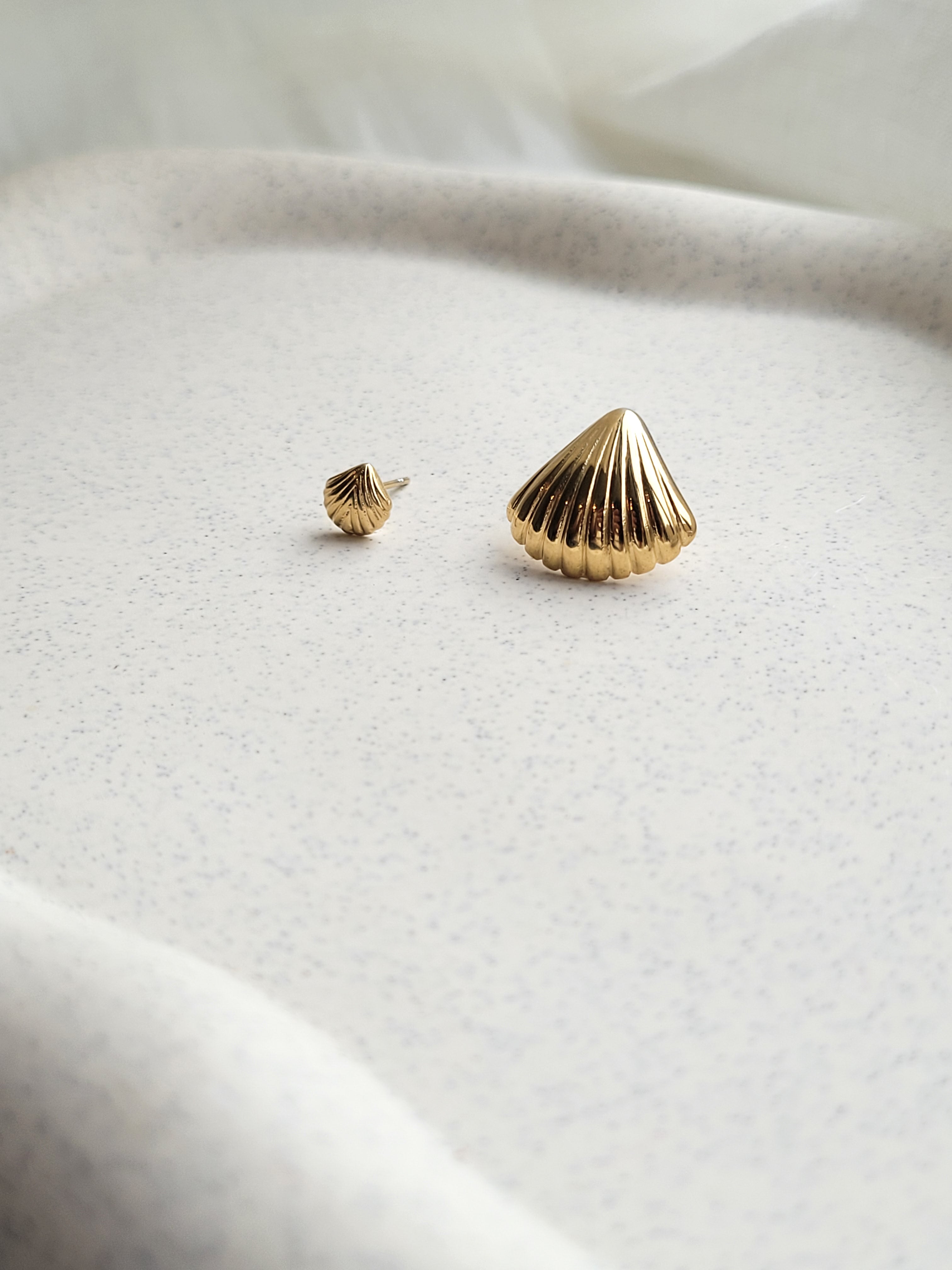 Gouden oorbellen Schelp