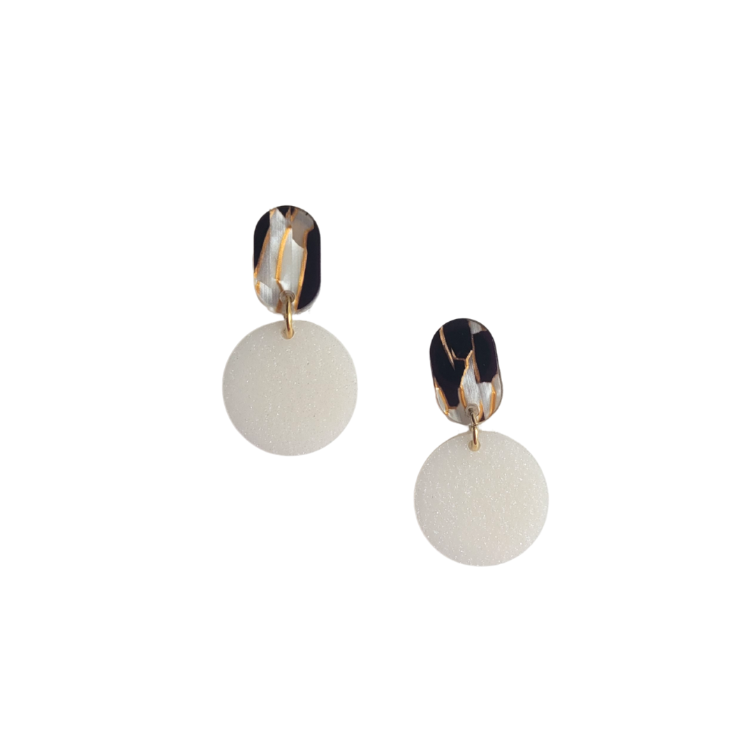 Kleine oorstekers rond | Vieve | zwart en wit