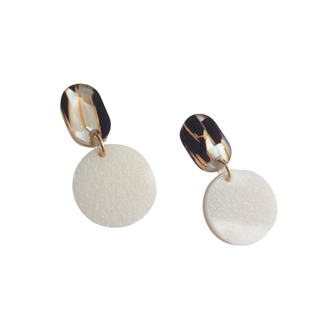 Kleine oorstekers rond | Vieve | zwart en wit