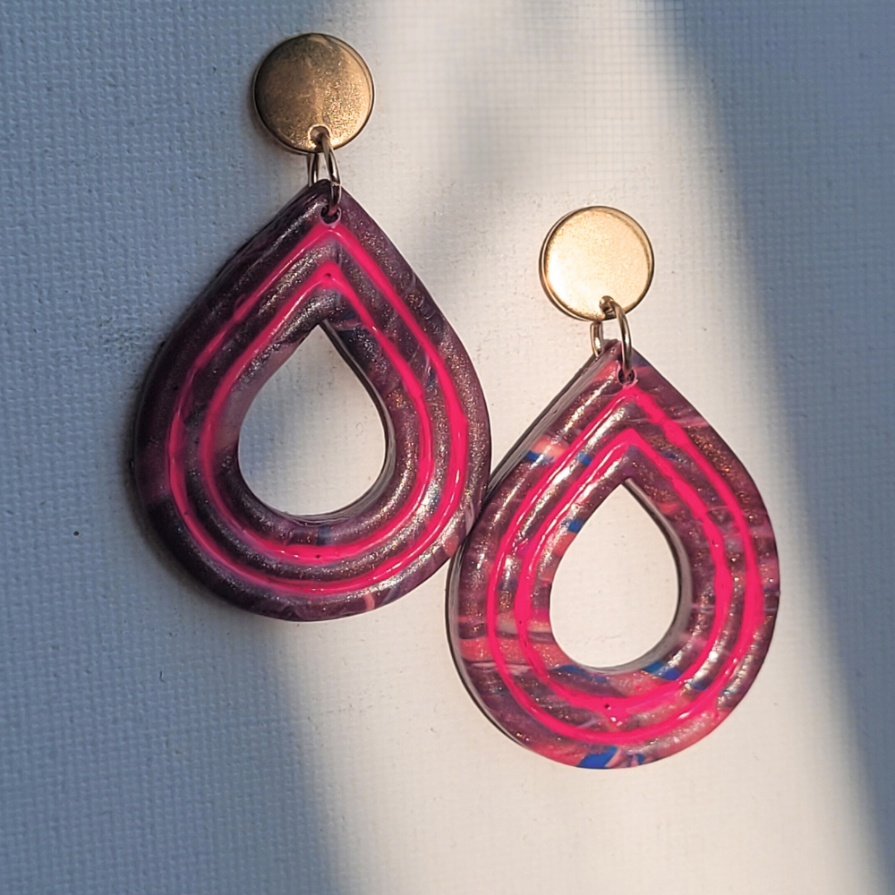 Aubergine marble oorbellen | Floortje | Limited Rubies