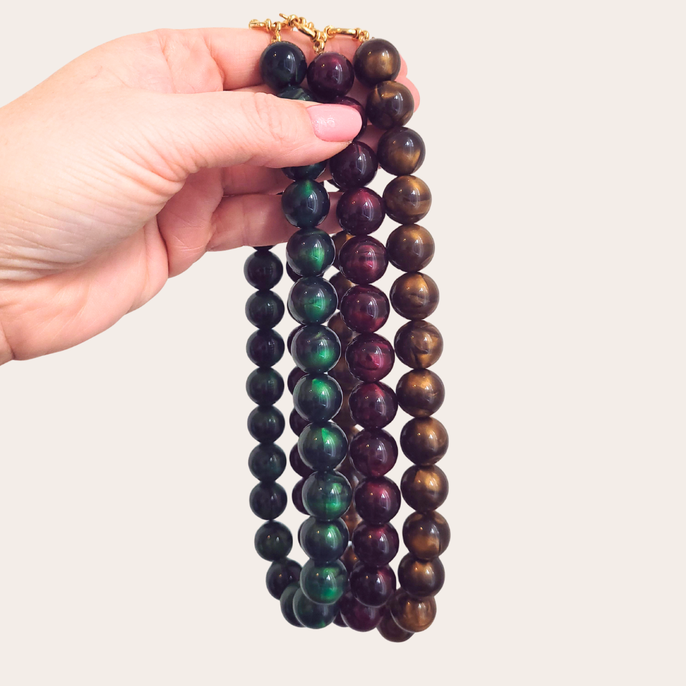 Statement ketting met grote kralen van 16 mm in bordeauxrood, bruin en groen marble