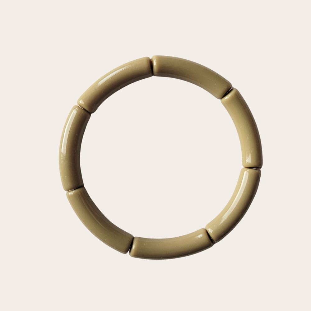 statement armband voor een trendy outfit